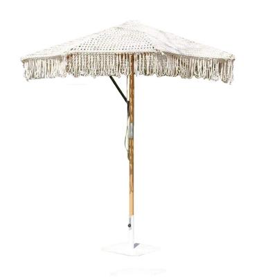 Chine Général 2,5 mm Poteaux en bois de style européen Bohême Terylène coton Beach Parapluie en bois à vendre