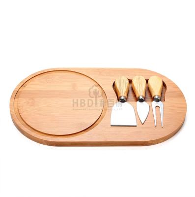 China Viable luxury wholesale bulk oil cheese finish bamboo board with cutlery set for sale