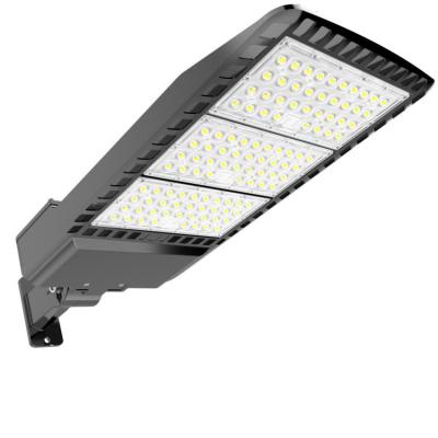 China luz de calle única de fundición a presión a troquel al aire libre de la carretera LED del sensor del montion del diseño de la forma de aluminio de 160lm/w 10-300w IP65 IK10 en venta