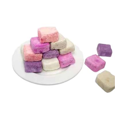 China Healthy Chinese Freeze Dried Freeze Dried Fruit Snacks Yogurt Fruit Cube Frozen Dried Snacks for sale