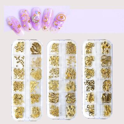 China Easy Apply Jewelry DIY Shell Conch Alloy Rivet Accessories 12 Grids Manicure Cavity for sale