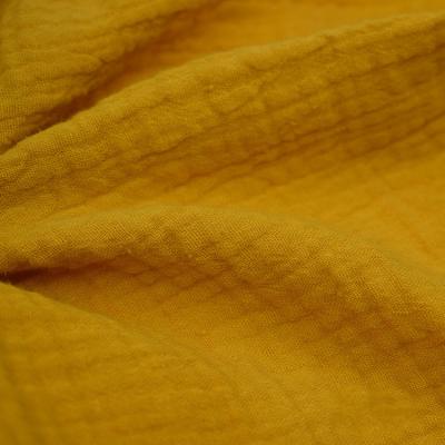 Chine Bavardez le tissu jaune teint de Gauze Fabric Crinkle Double Gauze de la crêpe 130GSM à vendre