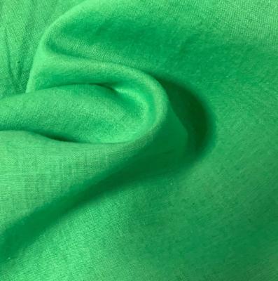 China Bequeme natürliche grüne Gauze Fabric 120gsm Baumwolle Gauze Fabric For Clothing 32S zu verkaufen