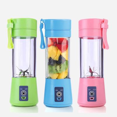 China USB Rechargeable Portable Personal Blender Juicer Cup For Smoothies Shakes Plastic Mini Travel Water Bottle Blender Squeezer for sale