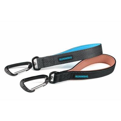 China Sustainable Dog Supplier Custom Neoprene Padded Traffic Handle Short Dog Leash With Strong Carabiner for sale