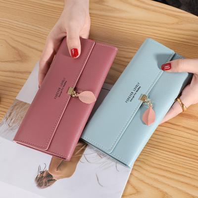 China Other Large Capacity Popular Wholesale Purse Wallet Budget Leaf 2022 Female Travel Wallet Package for sale