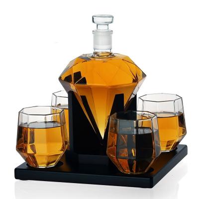 China Diamond 880ml Eco-Friendly Durable Lead Free Liquor Decanter Set Decanters and Glass Set with Wooden Stand for sale