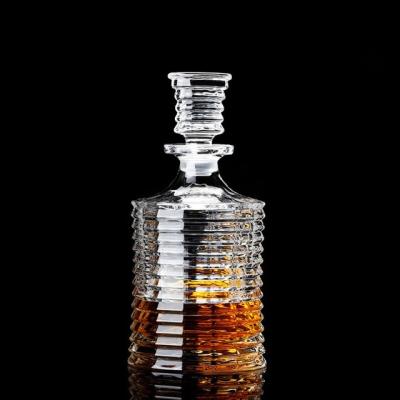 China Eco Friendly Luxury Whiskey 700ml Light Selling Lead Free Glass Decanter Bottle Elegant Vintage Decanter for sale