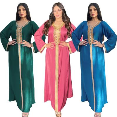 China Muslim Women's Abaya Dress Long Abaya Fashion Middle East Islamic Clothing Polyester Hot Rhinestone Muslim Women's Robe for sale