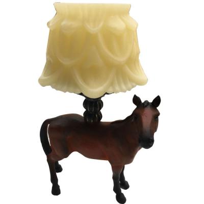 China Europe factory wholesale price of quality resin crafts horse shaped crafts and gift for candle holder for sale