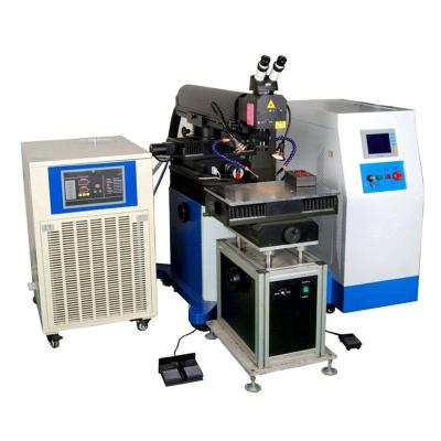 China Hotels 220W 1064nm Laser Mold Welding Machine Plastic Mold Repair Laser Welding Precision Handheld Fiber Optic Welding Machine for sale