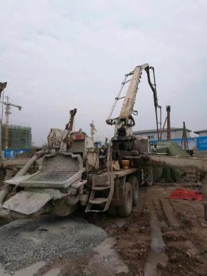 China 2005 Year Zoomlion Pump Isuzu Truck Used Concrete Pump Truck 37m With Super Power for sale