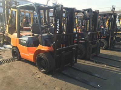 China 3 Ton Forklift For Sale , 7FD30 Toyota Used Forklift Hot Sale in Singapore for sale