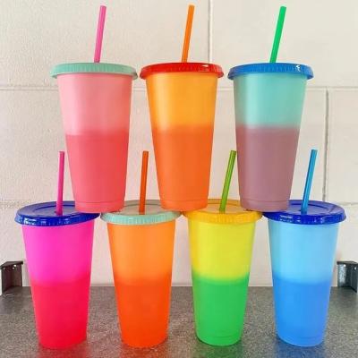 China Modern BPA Free 16oz/24oz Venti Large Cold Color Changing Mug with Lid and Straw Reusable Single-Layer Plastic Cold Cup for sale