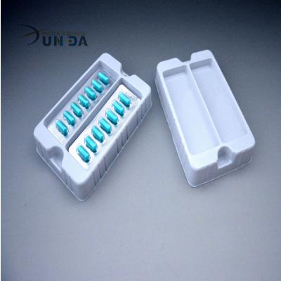 China Disposable Clear Plastic Packaging Tray For Syringe With Dividers for sale