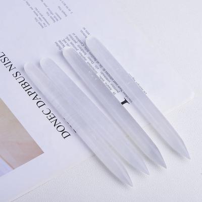 China Crystal Therapy Natural Mineral Stone Selenite China Rock Crystal Stick for sale