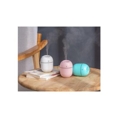 China New Simple Smart Car USB Mute Diffuser Humidifier Home Office Jet Egg Humidifier for sale