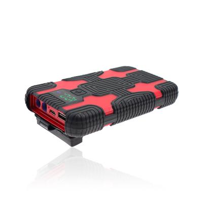 China 2019 New Model Emergency Tools LIFEPO4 600A Peak Jump Starter Booster Car Power Bank 156*84*23 for sale