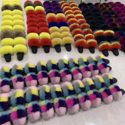 China Anti-slippery Fur Slippers Women Home Cute Autumn Winter Flat Slip On Warm Fur Slippers for sale