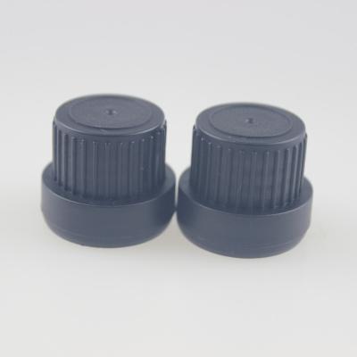 China Non Spill 18mm Black White Tamper Evident Pile Proof Plastic Screw Cap With Short Dropper Insert for sale