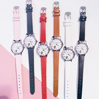 China Creative Cute Heart Bracelet Flower Kitty Dial Belt Quartz Watch Fashion Trend Watch Children's Watch Ear Needle Clasp Girl's Watch for sale