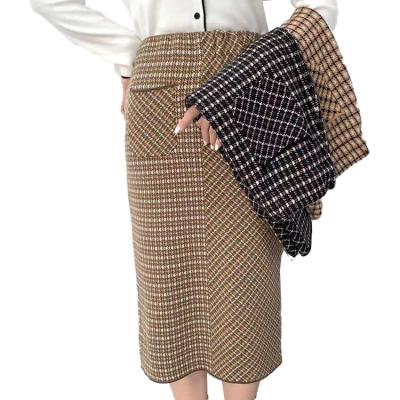 China 2021 Autumn And Winter New Female Breathable Wholesale Plaid Pleated Long Skirt With Pockets for sale