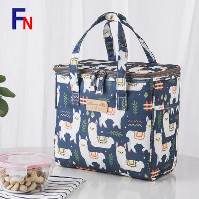 China Waterproof Luxury Designed Freezable Insulated Thermal Reusable Girl School Cooler Lunch Bags for sale