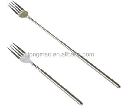 China Stretchable stainless steel dinner fork with stainless steel handle for sale