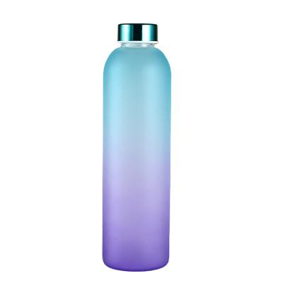 China Sustainable High Grade Glass Bottle 1 Liter With Frosted Water Bottle Weather Marker à venda