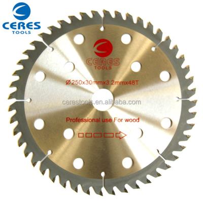 China Professional quality wood cutting tct saw blade for sale