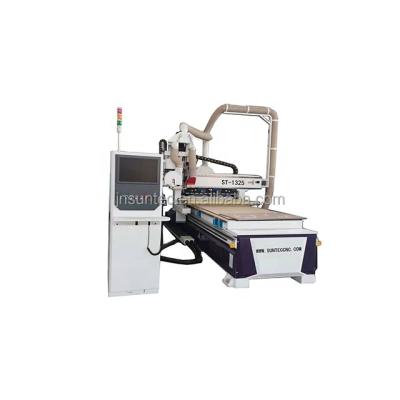 China Hotels Suntec Multi Key Wooden Door Cutting ATC CNC Router With 300 Mm Saw ST-1325 for sale