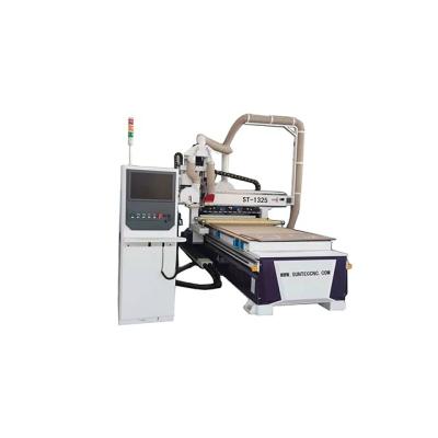 China Hotels Solid Suntec 4*8 FT Hardwood Cutting ATC CNC Router with Saw for Door Wood Edge Furniture Woodworking for sale