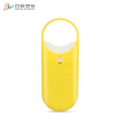 China Non Spill Wholesale Price 15ml Pocket Spray Round Credit Card Atomizer Perfume Spray Bottle for sale