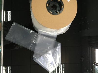 China LDPE öffnete vor flache Polytaschen auf einer Rolle für Verpackmaschinen zu verkaufen