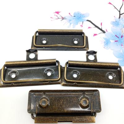 China Office Guangdong Supplier Best Selling 70mm Brass Bronze Finish Metal Flat Clipboard Clip For Wood Board for sale