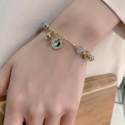 China Retro Niche FASHION Premium Natural Crystal Personality Bracelet for sale