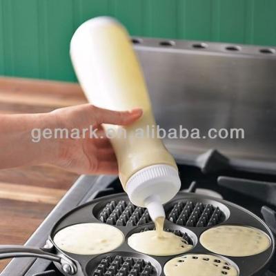 China Viable Crepe Bottles Plastic Squeeze Pancake Batter Pen Batter Dispenser for sale