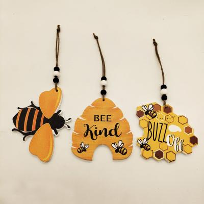 China New Europe Bee Festival Creative Pastoral Style Pendant Decoration Wooden Handicraft for sale