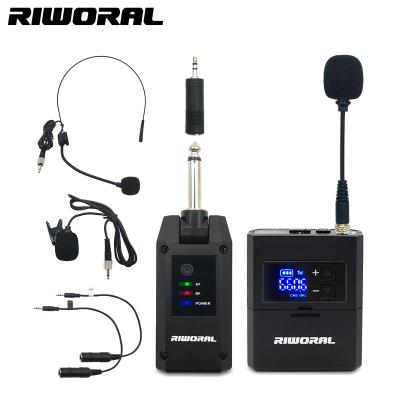 China Hot Selling RW218 2022 Professional Wireless Lavalier Headset Microphone Headset Mic Handheld Microphone for Recording for sale