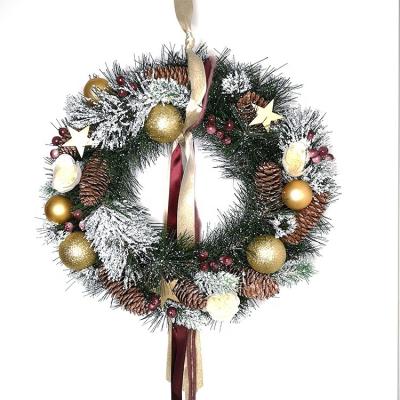 China Eco-friendly Customized Colorful Handmade Christmas Party Door Decoration Wreath for sale