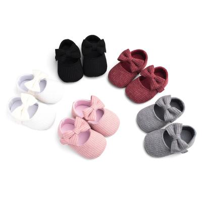 China Light Weigh Mary Jane Flats Infant Cotton Hook Newborn And Loop Knitted Moccasins Toddler Slip On Bowknot Crib Anti-Slip Shoes Kids Sneakers for sale