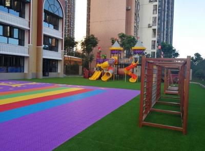 China Plastic Non Toxic Kindergarten Flooring , Special Surface Treatment Modular Sports Flooring for sale