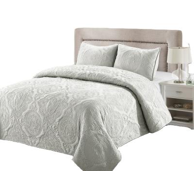 China Hot Selling High Quality Soft Touch Anti-pilling V Lines Solid Comforter Set for sale