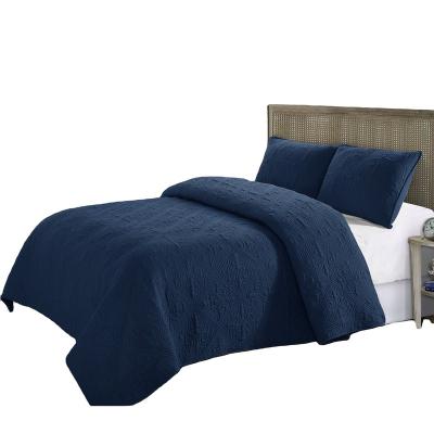 China Modern Sustainable Microfiber Duvet Cover Comforter Polyester Quilting Solid Bedding Bedspreads Embroidery Comforter Set for sale