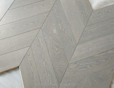 China Indoor Rustic Art Parquet Chevron Abrasion Resistance Decoration Wood Slabs for sale