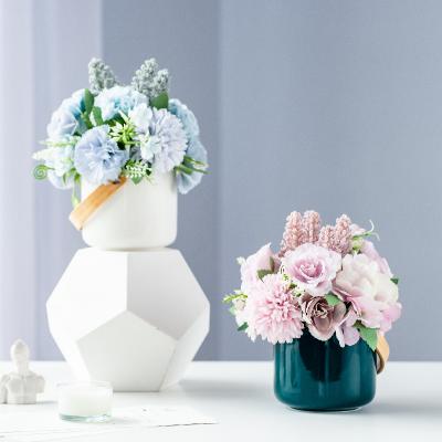 China Corrosion Resistance Nordic Style Ceramic Dector Flower Vase For Decoration Home Party With Flowers for sale