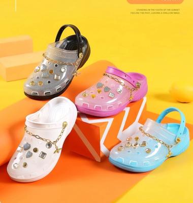 China Insulative 2021 new rhinestone hole shoes summer outdoor slippers comfortable garden shoes for sale