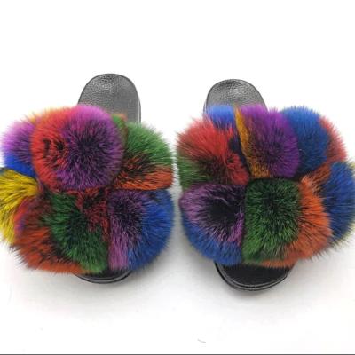 China Cushioning slippers with fur mommy and me salesman pom pom fur slips fur ball slippers for sale