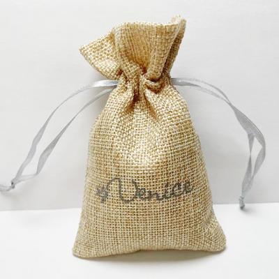 China Custom Logo Printed Colorful Reusable Natural Drawstring Hessian Burlap Pouch Christmas Burlap Promotion Manufacturers Gift Bag Custom Made for sale