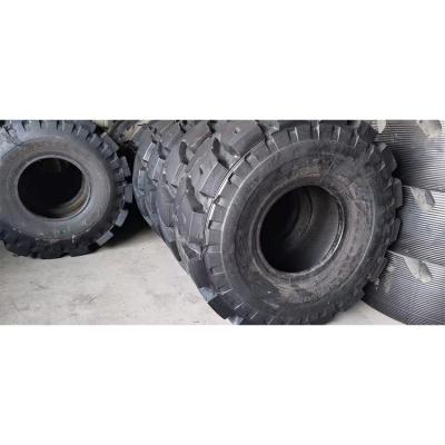 China Puncture-Resistant Hot Selling Lower Price Professional Truck Tire Logging Tread Set 23.5-25 Thicker Tires Refurbished for sale